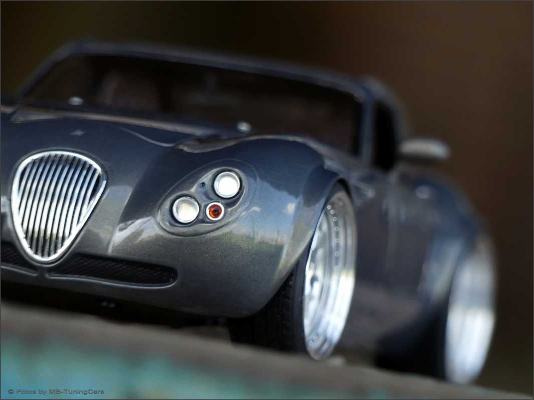 1:18 Wiesmann GT MF4 Coupe (2008) | graumetallic
